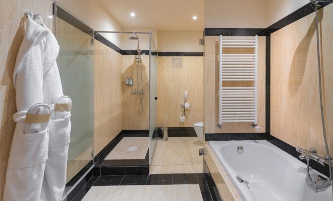 5. Double Room - Bathroom_0