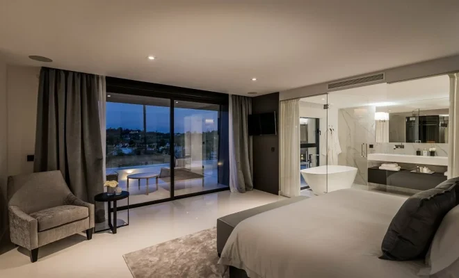 6-Bedroom-Front-Line-Golf-Villa-14