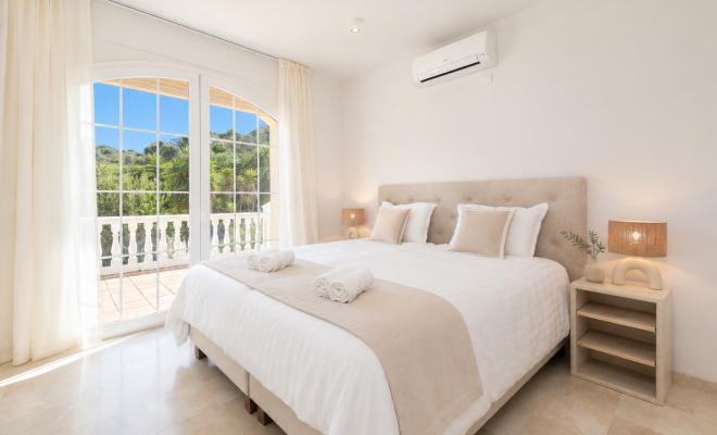 Bedroom 4 golf view - Copy - Copy - Copy