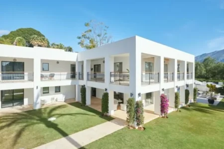Villa-Nueva-Andalucia_-Reducida_45-592x444