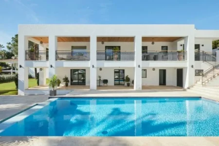Villa-Nueva-Andalucia_-Reducida_48-592x444