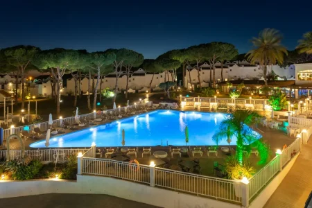 ZdgfQ0ttnU6qG4nxa5o1qw_PISCINA_EXTERIOR_VIME_5_desktop